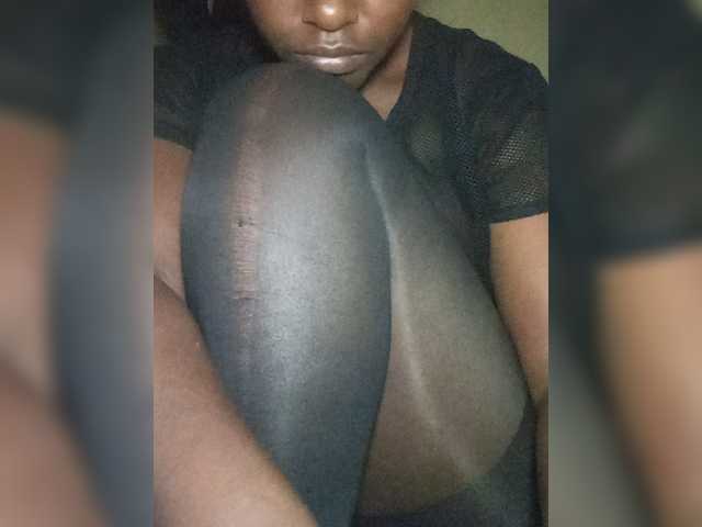 freakcurvy8