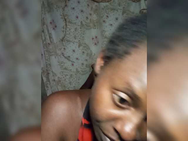 freakcurvy8