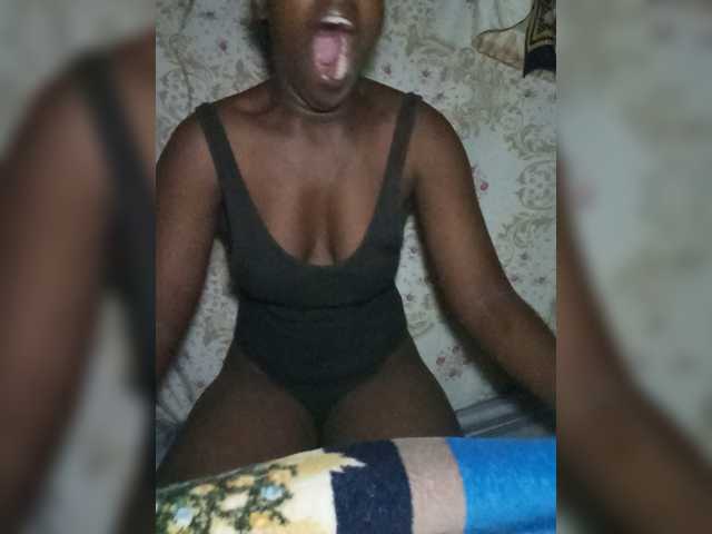 freakcurvy8