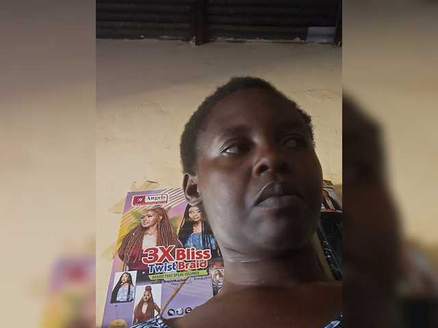freakcurvy8