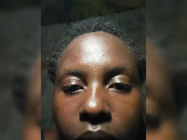 freakcurvy8