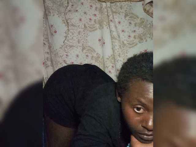 freakcurvy8