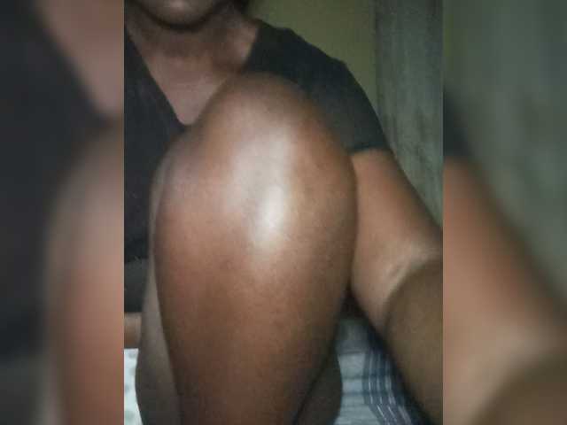 freakcurvy8