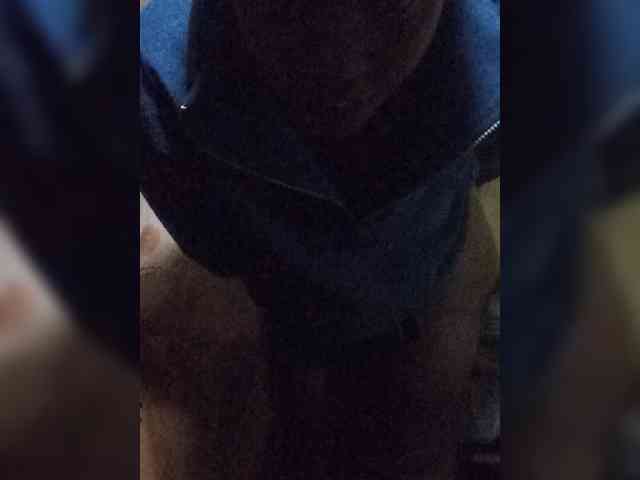 freakcurvy8 webcam