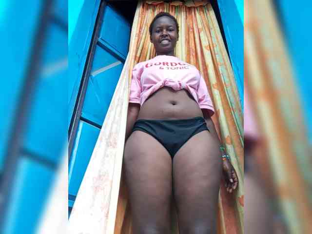 freakcurvy8