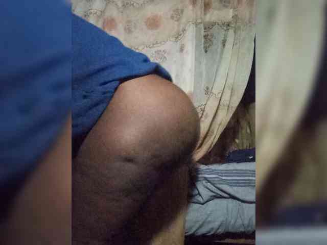 freakcurvy8 webcam