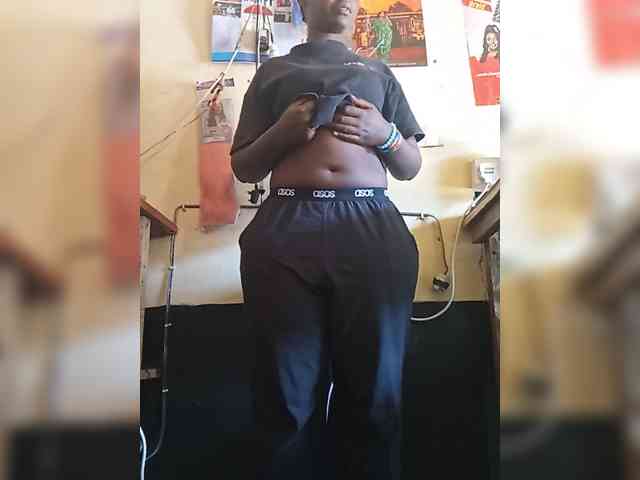 freakcurvy8 webcam