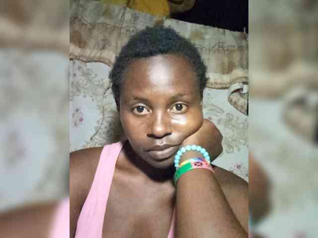 freakcurvy8