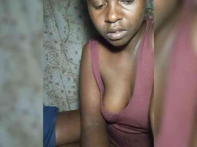 freakcurvy8