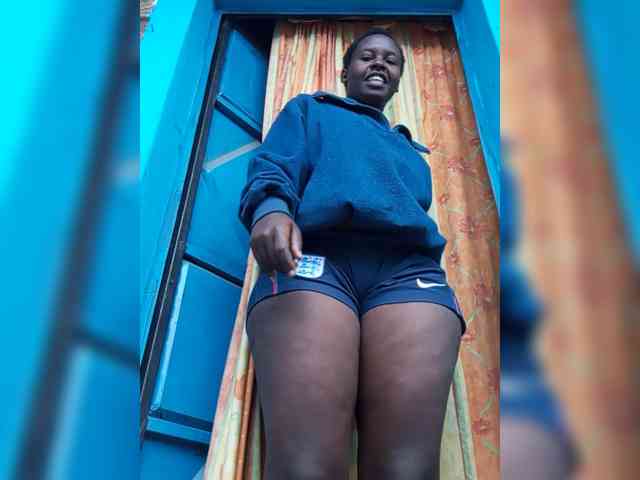 freakcurvy8 freakcurvy8