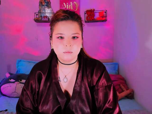 daphnesweet live cam on BongaCams