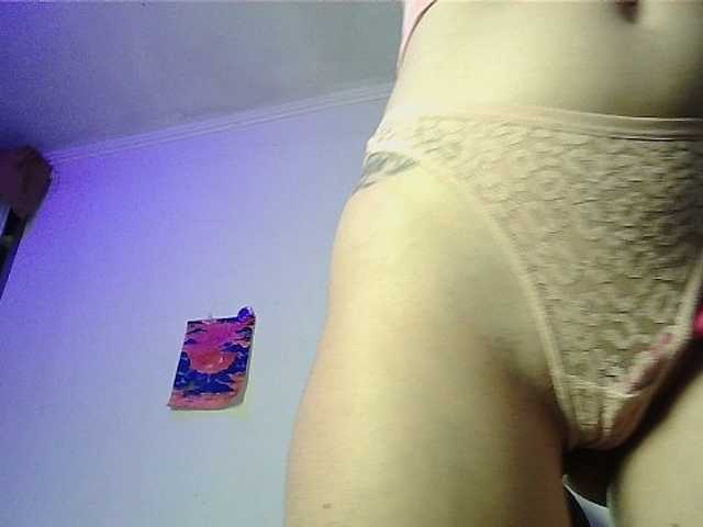 MaryannG live cam on BongaCams