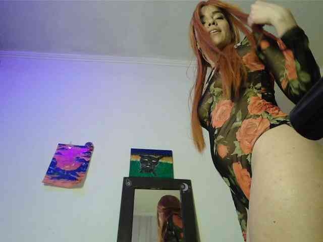 MaryJaneW webcam