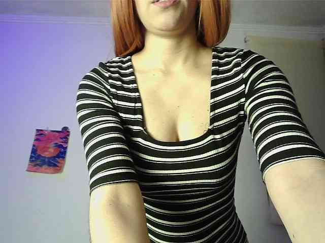 MaryJaneW webcam