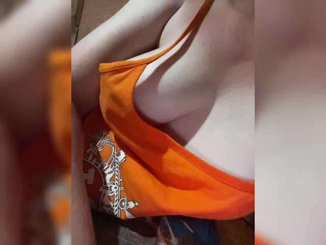 MoonArt69 live cam on BongaCams