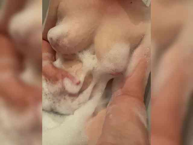 MoonArt69 webcam