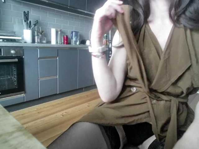 YourSerenity's BongaCams show and profile