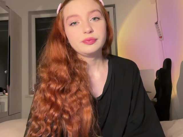 cinnabongirl live cam on BongaCams
