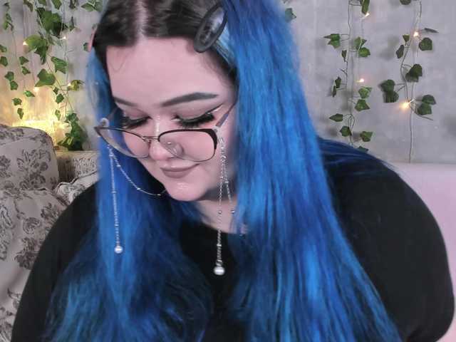 -CandyM1lky-