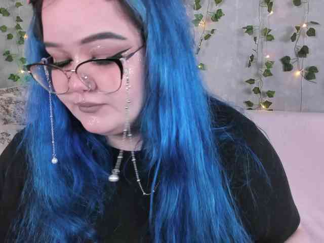 -CandyM1lky- webcam
