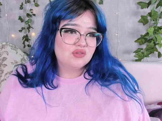 -CandyM1lky- webcam