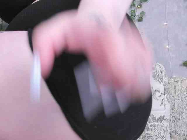 -CandyM1lky- webcam