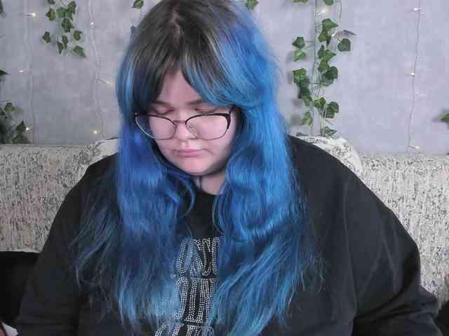 -CandyM1lky- webcam