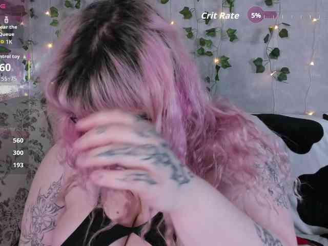 -CandyM1lky- webcam