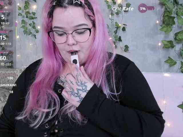 -CandyM1lky- webcam