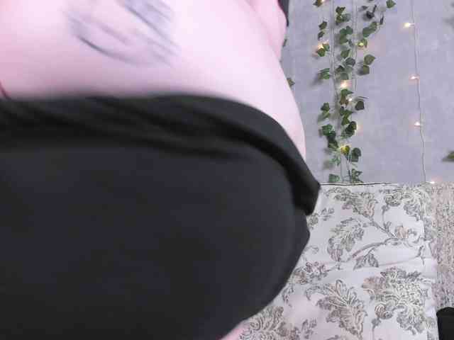 -CandyM1lky- webcam