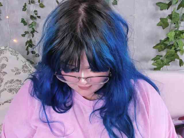 -CandyM1lky- webcam