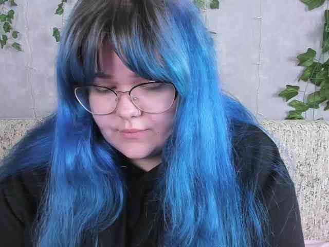 -CandyM1lky- webcam