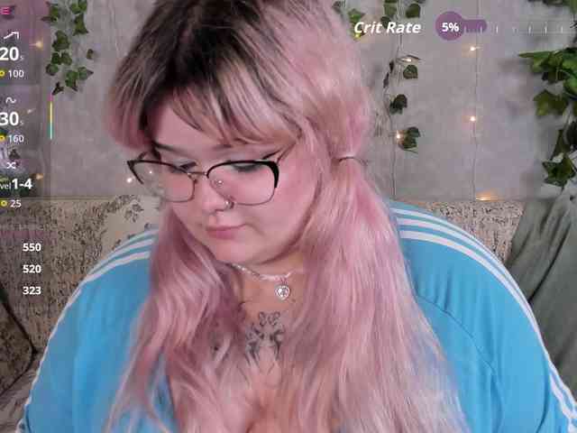 -CandyM1lky- webcam