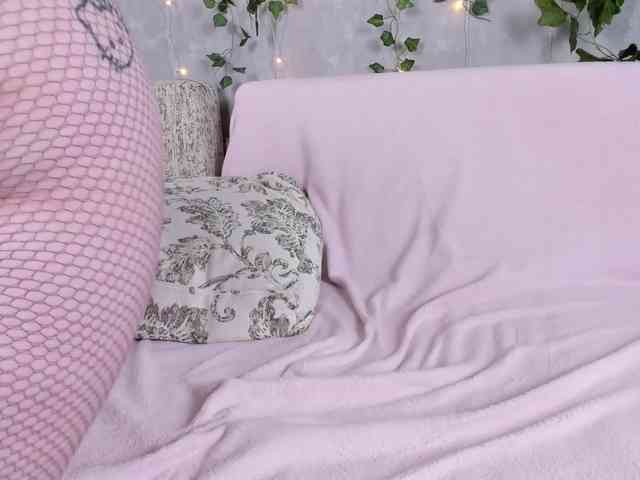 -CandyM1lky- webcam