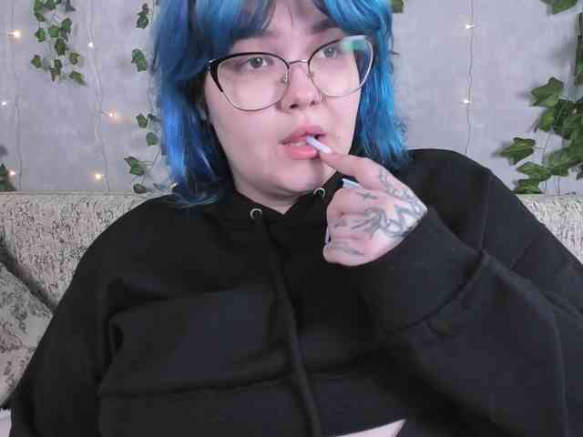 -CandyM1lky- webcam