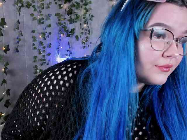 -CandyM1lky- webcam