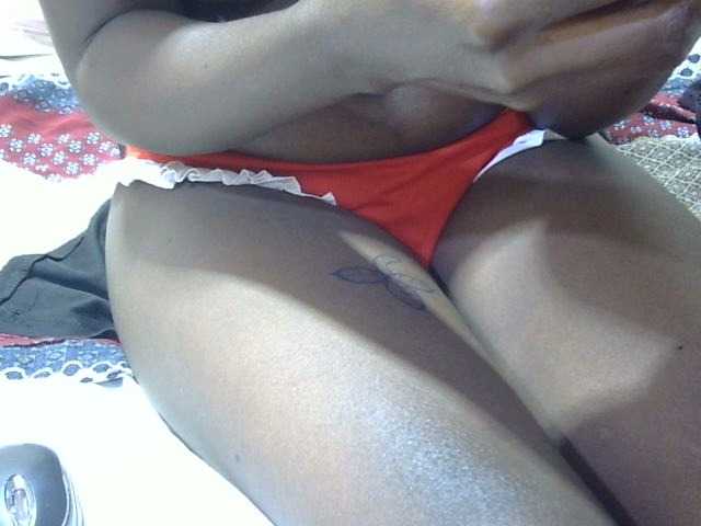 Sexyvilliet live cam on BongaCams