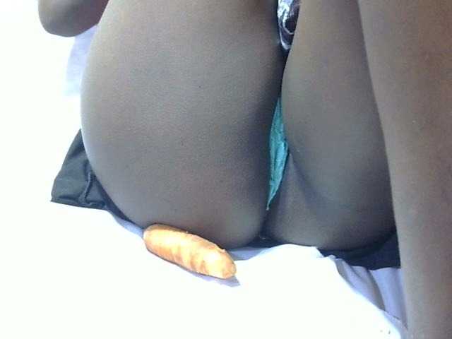 Sexyvilliet live cam on BongaCams