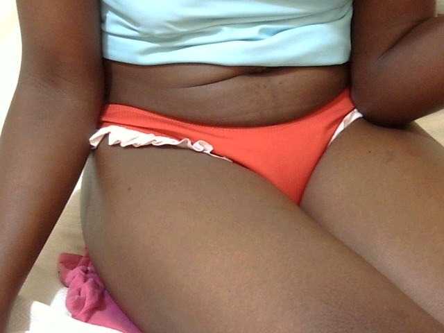 Sexyvilliet live cam on BongaCams