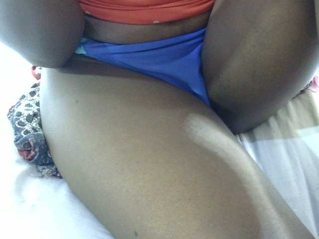 Sexyvilliet live cam on BongaCams