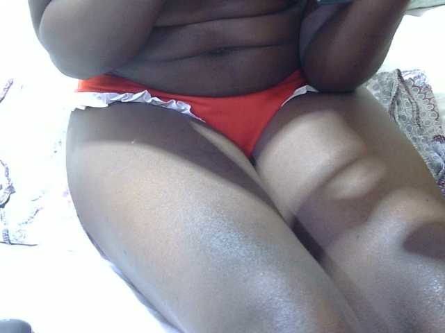 Sexyvilliet live cam on BongaCams
