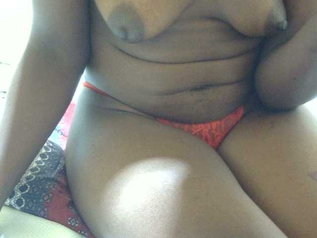 Sexyvilliet live webcam show