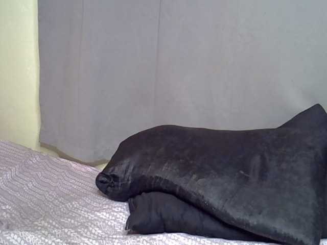 Alitaa live cam on BongaCams
