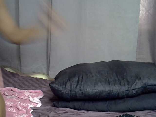 Alitaa live cam on BongaCams