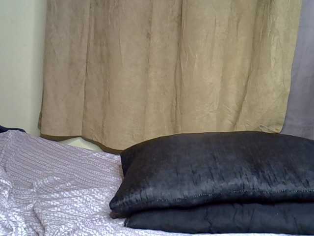 Alitaa live cam on BongaCams