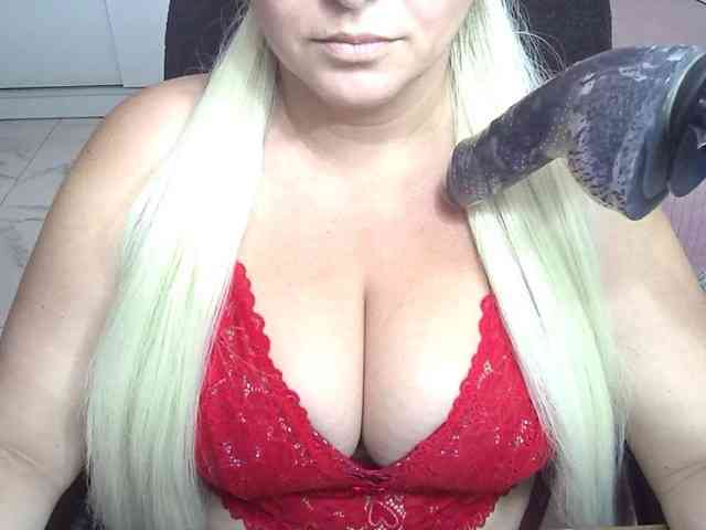 AlissaBecker webcam