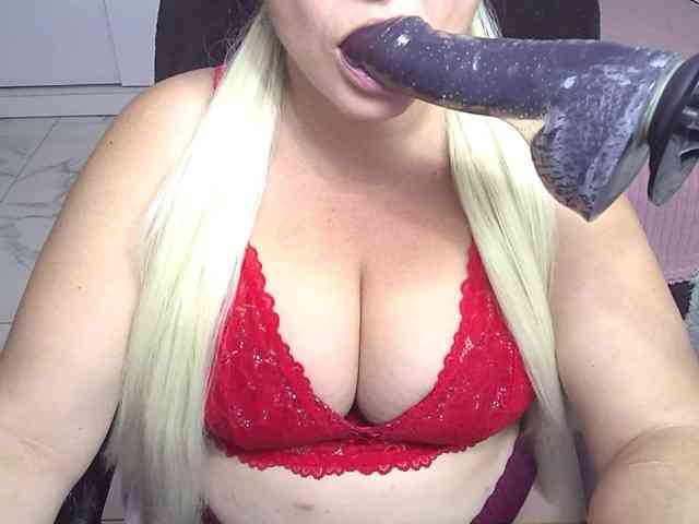 AlissaBecker webcam