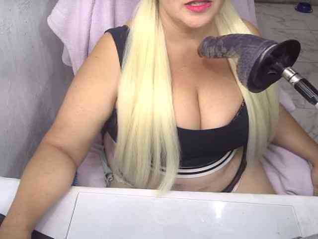 AlissaBecker webcam