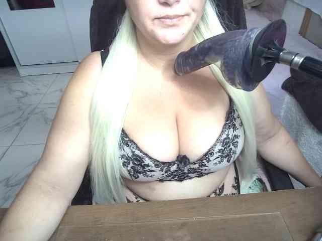 Modelo: AlissaBecker