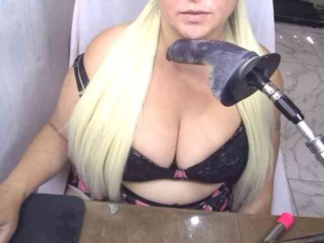 AlissaBecker webcam
